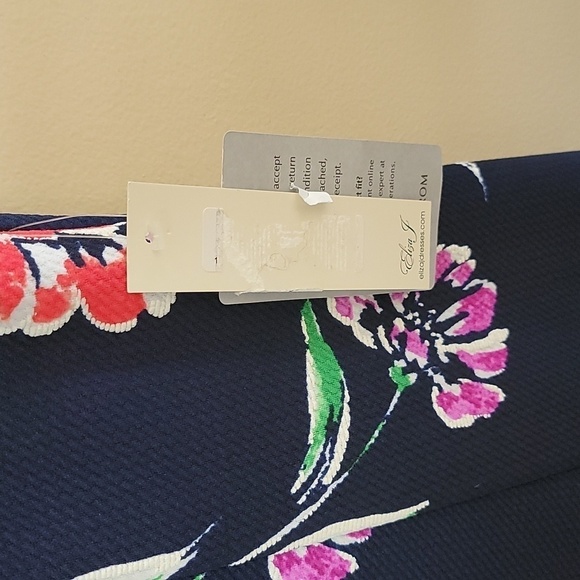 NWT Eliza J | Dark Navy Floral Dress with Flutter Sleeves Size 8 - Picture 6 of 6